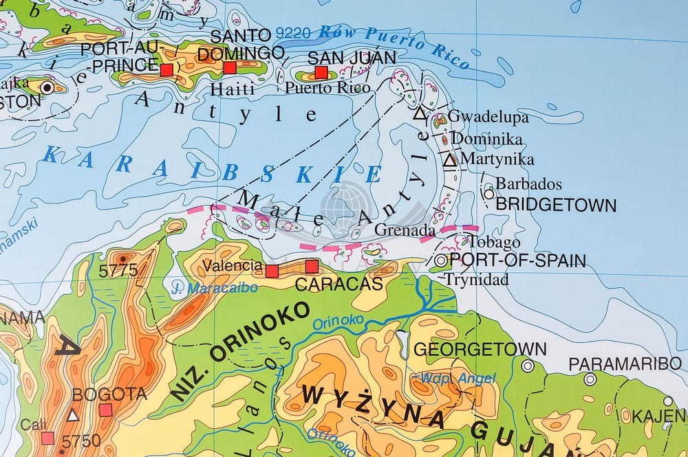 AMERYKA POŁUDNIOWA MAPA FIZYCZNA W RAMIE