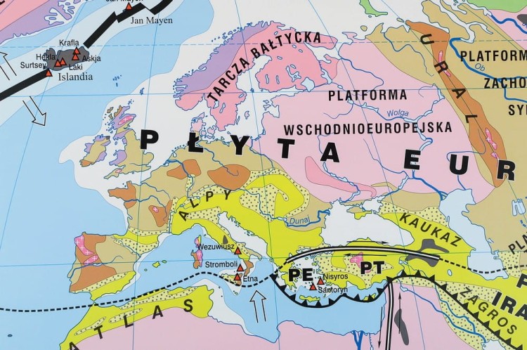 Świat wielkie formy ukszt powierzchni i budowa geologiczna NE (16) a.jpg