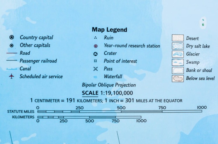 Ameryka Północna i Południowa 1:19 100 000. Mapa ścienna polityczna wydawnictwa National Geographic. Legenda