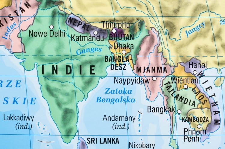 Świat gabinetowa mapa Demart (5).JPG