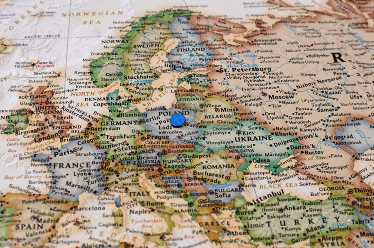 Znaczniki / Magnesy jednokolorowe do oznaczania map. Kolor niebieski. 25 sztuk. Przykład zastosowania 1