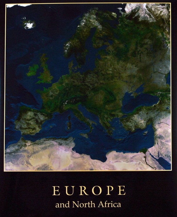 Europa. Mapa ścienna satelitarna, fizyczna. Panorama