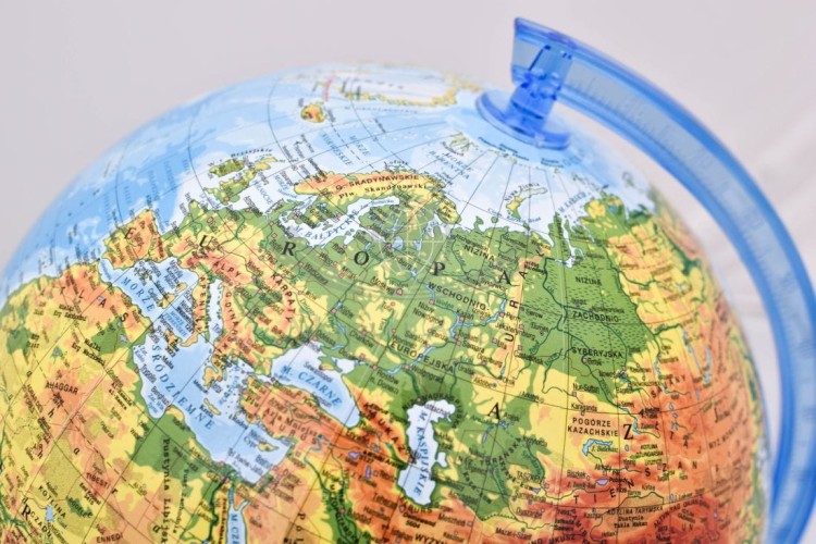 Globus fizyczny 22 cm. Fragment 1