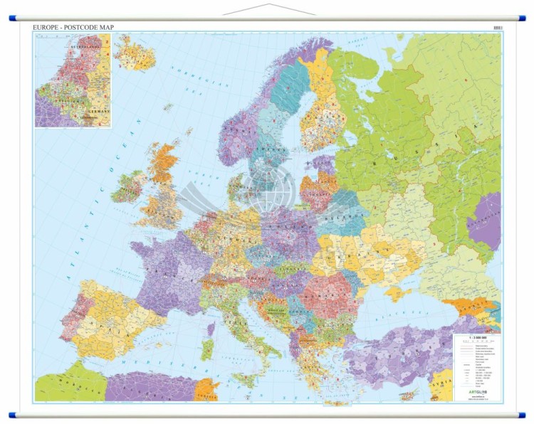 Europa 1:3 000 000. Mapa ścienna. Kody pocztowe. Język angielski