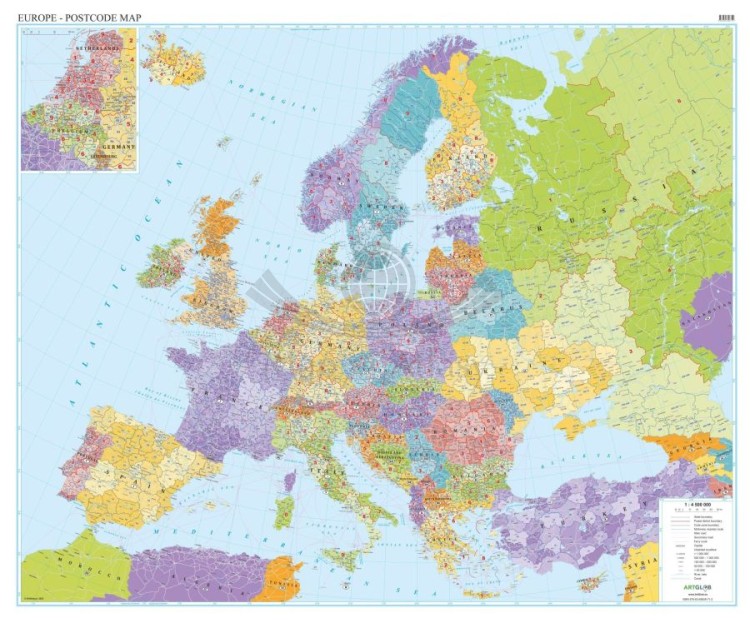 Europa 1:4 500 000. Arkusz, mapa ścienna. Kody pocztowe. Język angielski