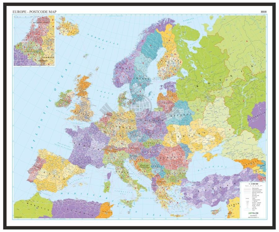 Europa  1:4 500 000. Mapa w ramie drewnianej. Kody pocztowe. Język angielski
