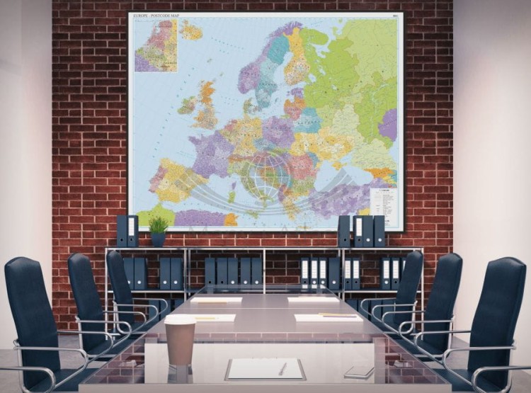 Europa 1:3 000 000. Mapa. Kody pocztowe. Język angielski. Wersja magnetyczna. Przykład aranżacji