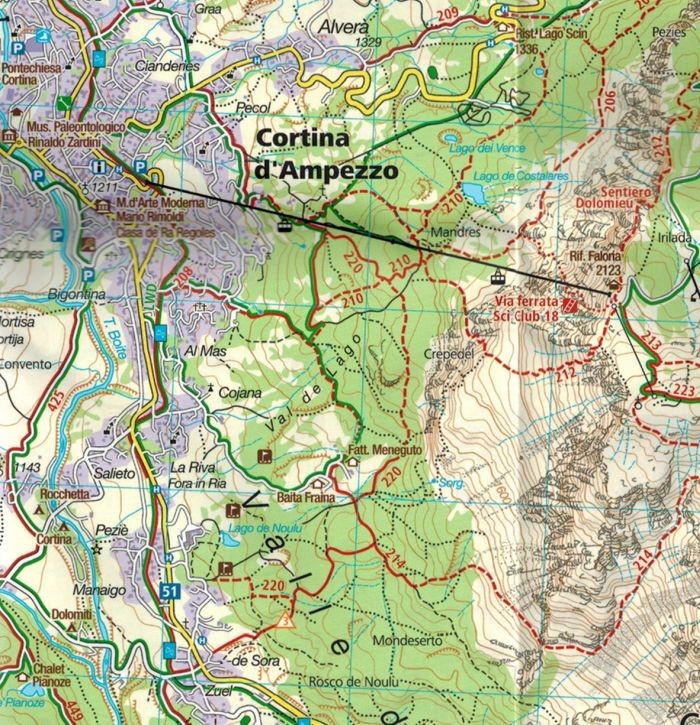 Cortina d'Ampezzo. Dolomiti Ampezzane. Wodoodporna mapa turystyczna 654 wydawnictwa Kompass. Fragment 1