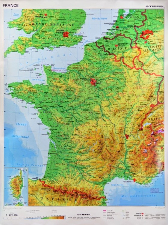 Francja. Mapa ścienna fizyczna. Drewniane półwałki. Stiefel