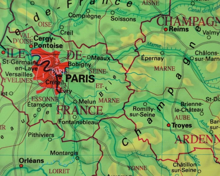 Francja. Mapa ścienna fizyczna. Drewniane półwałki. Stiefel. Fragment 1