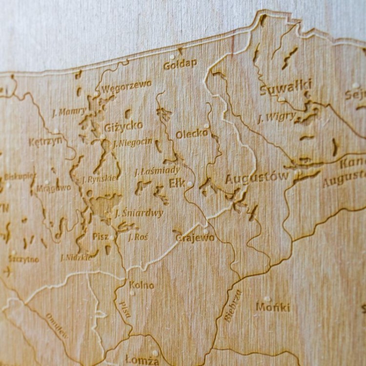 Polska. Drewniana mapa 3D. Grawerowana, 40 x 40 cm. Fragment 2