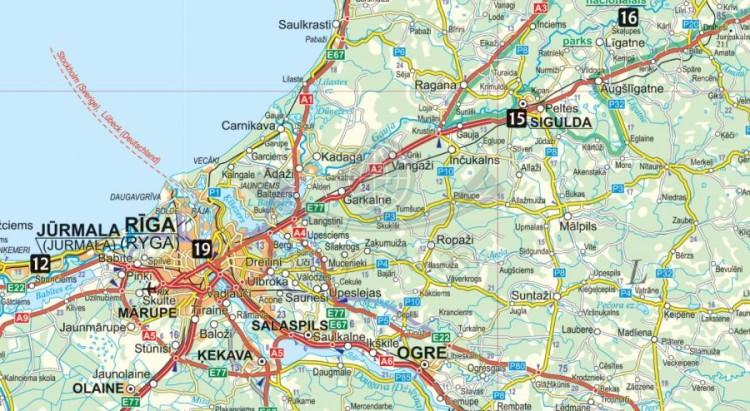 Litwa, Łotwa, Estonia 2 w 1. Laminowana mapa turystyczna + Miniprzewodnik wydawnictwa ExpressMap. Fragment 1