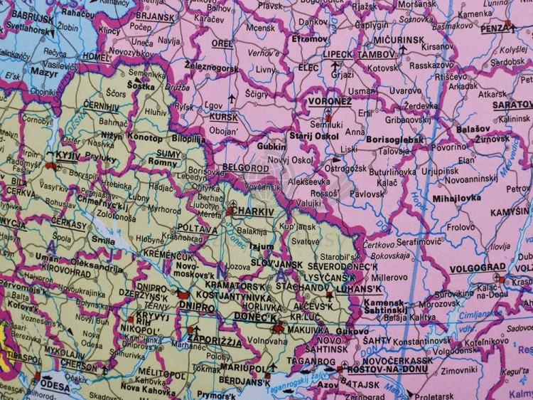 Europa Wschodnia. Mapa ścienna drogowo-polityczna wydawnictwa Freytag & Berndt. Fragment 9