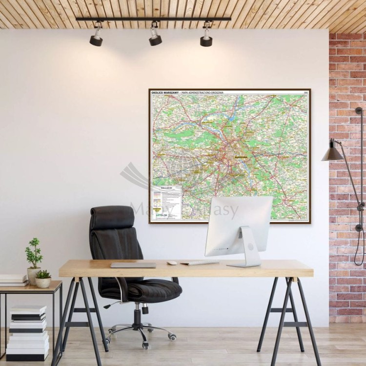 Okolice Warszawy 1:100 000. Mapa administracyjno-drogowa w ramie drewnianej. Przykład aranżacji