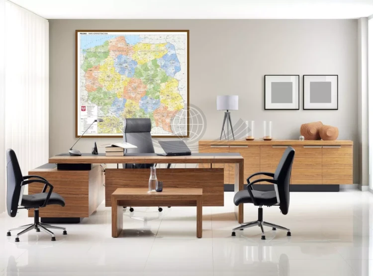 Polska 1:500 000. Mapa administracyjna w ramie drewnianej. Przykład aranżacji