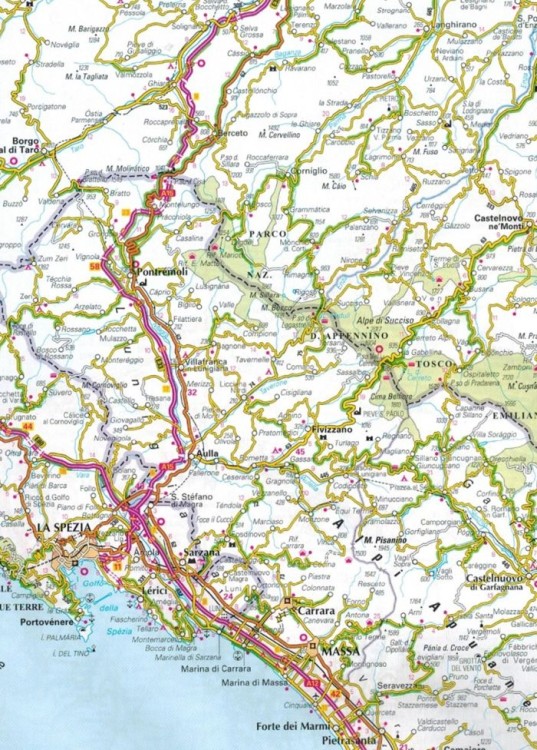 Włochy środkowe i północne 1:500 000. Mapa samochodowo-turystyczna wydawnictwa Touring Club Italiano. Fragment