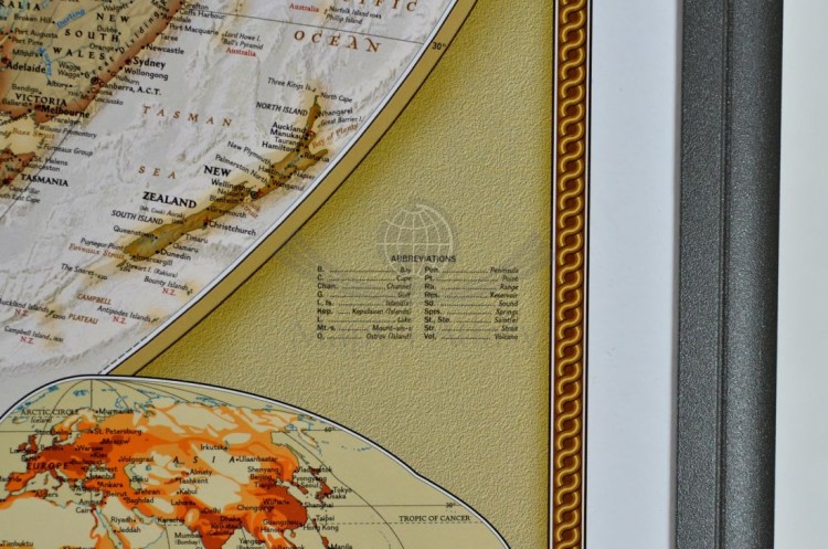 Świat. Mapa polityczna ekskluzywna. Wersja na korku w ramie aluminowej. Fragment 6