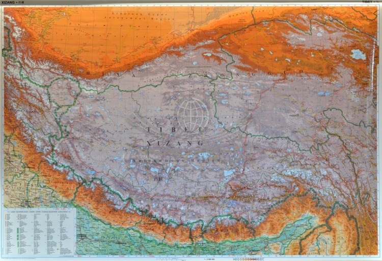 Tybet. Mapa ścienna fizyczno-drogowa