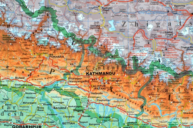 Tybet. Mapa ścienna fizyczno-drogowa. Fragment 2