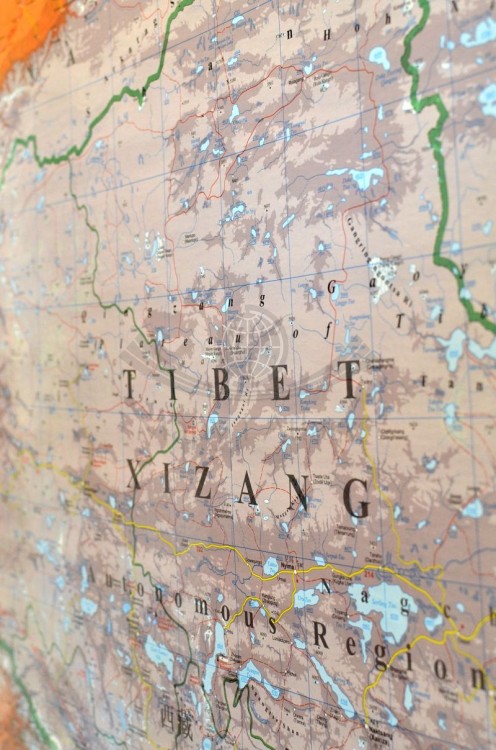 Tybet. Mapa ścienna fizyczno-drogowa. Fragment 5
