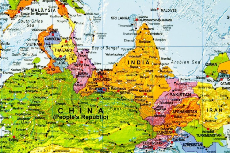 Świat do góry nogami 1:40 000 000. Mapa ścienna polityczna wydawnictwa Global Mapping. Fragment 1