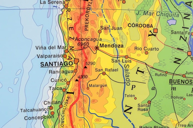 Ameryka Południowa hipsometryczna fragment NE a (10).jpg