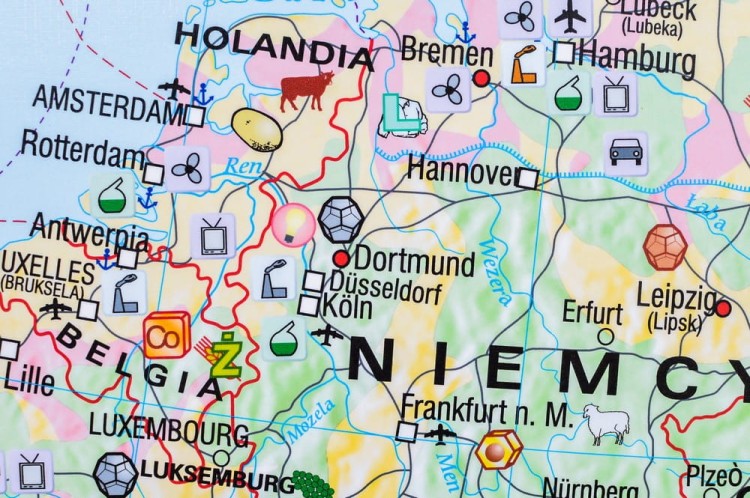 Europa gospodarcza 1:4 500 000. Mapa ścienna wydawnictwa Meridian. Fragment 2