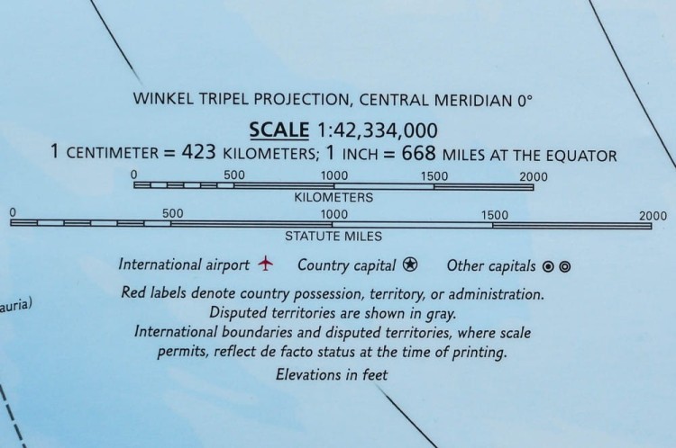 Świat 1:42 334 000. Mapa ścienna polityczna Explorer. Wydawnictwo: National Geographic. Fragment 7
