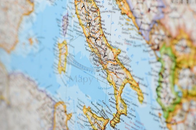 Europa 1:8 399 000. Mapa polityczna w wersji magnetycznej. Wydawnictwo: National Geographic. Fragment 8