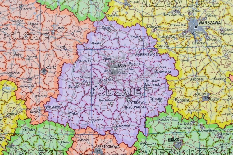 Polska. Mapa fizyczna i administracyjna. Podkładka na biurko. Fragment 3