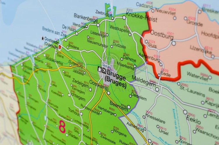 Beneluks 1:420 000. Belgia, Holandia, Luksemburg. Mapa administracyjna z kodami pocztowymi w ramie drewnianej. Wydawnictwo: Stiefel. Fragment 5