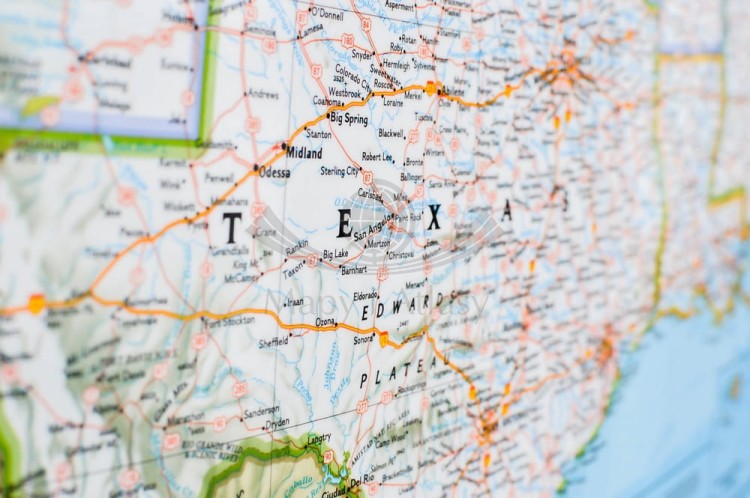 USA 1:4 561 000. Mapa polityczna w ramie drewnianej. Wydawnictwo: National Geographic. Fragment 7