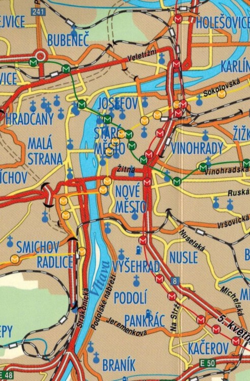 Praga. Kieszonkowa, laminowana mapa turystyczna wydawnictwa Galileos. Mapa przelotowa - fragment