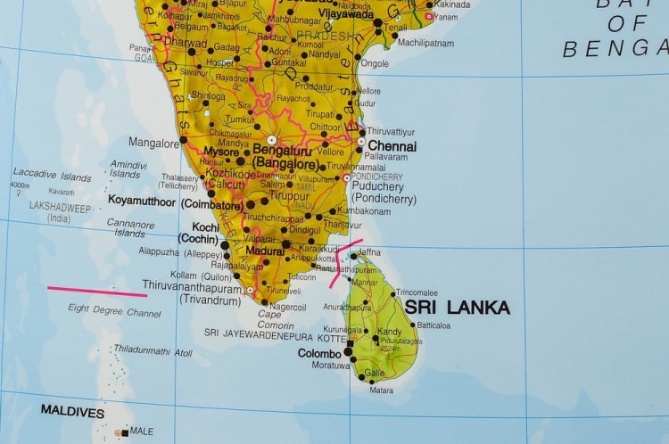 Azja 1:11 000 000. Mapa ścienna polityczna wydawnictwa Maps International. Fragment 6