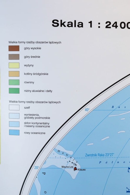 Świat wielkie formy ukszt powierzchni i budowa geologiczna NE (3) a.jpg