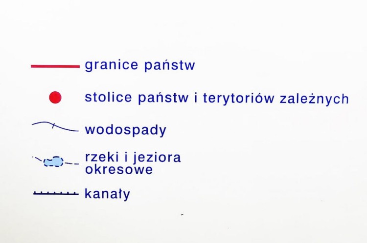Ameryka Północna polityczno-konturowa NE (12).jpg