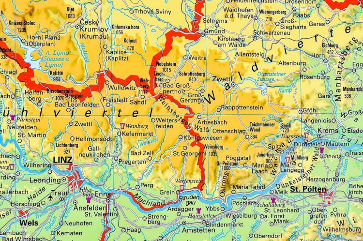 Austria fizyczna ST (2).jpg