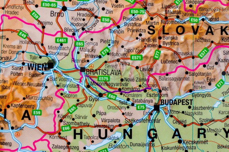 Europa 1.4,3 mln fizyczna. MI (3).jpg