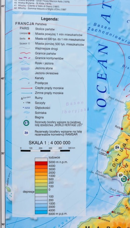 Europa 1:4 000 000. Mapa ścienna fizyczna z elementami ekologii wydawnictwa Meridian. Legenda