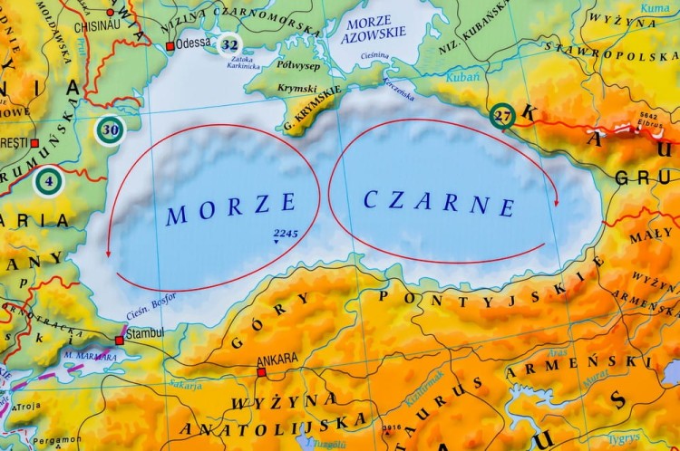 Europa 1:4 000 000. Mapa ścienna fizyczna z elementami ekologii wydawnictwa Meridian. Fragment 1