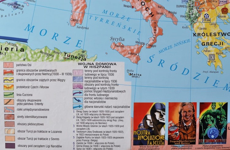 Europa w latach 1919-1939. Mapa ścienna wydawnictwa Meridian. Fragment 10