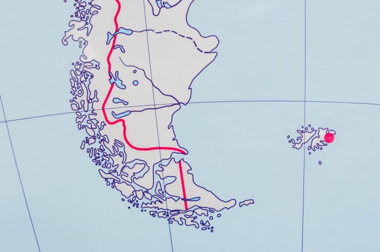Ameryka Południowa polityczno-konturowa NE (7).jpg