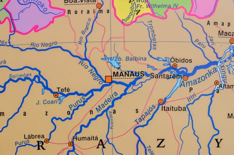Ameryka Południowa polityczno-konturowa NE (15).jpg