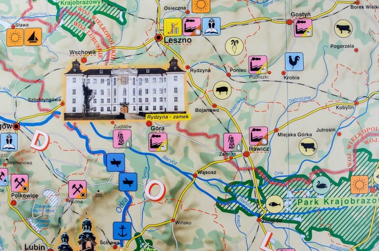 Śląsk mapa ścienna ogólnogeograficzna krajobrazowa Nowe Era fragment 9