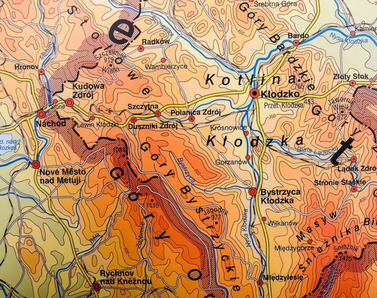 Śląsk mapa ścienna ogólnogeograficzna krajobrazowa Nowe Era fragment 5