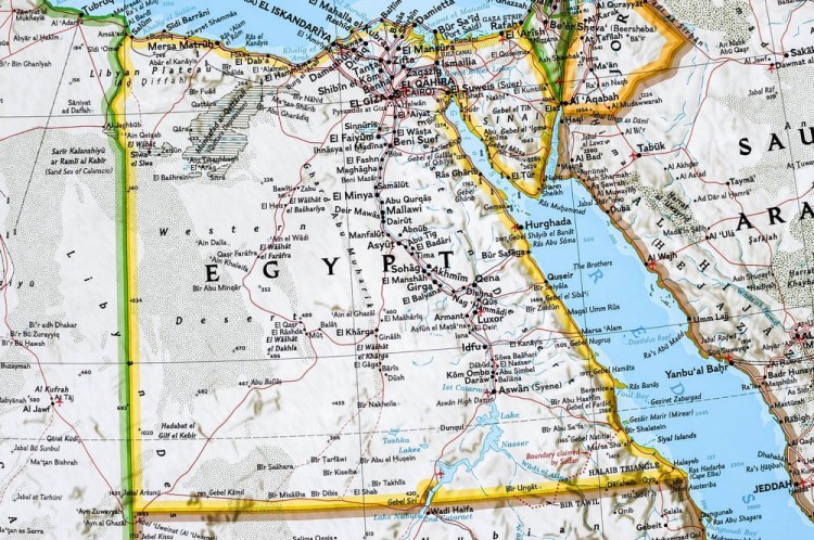 Kraje Basenu Morza Śródziemnego Mapa magnetyczna NG fragment 8