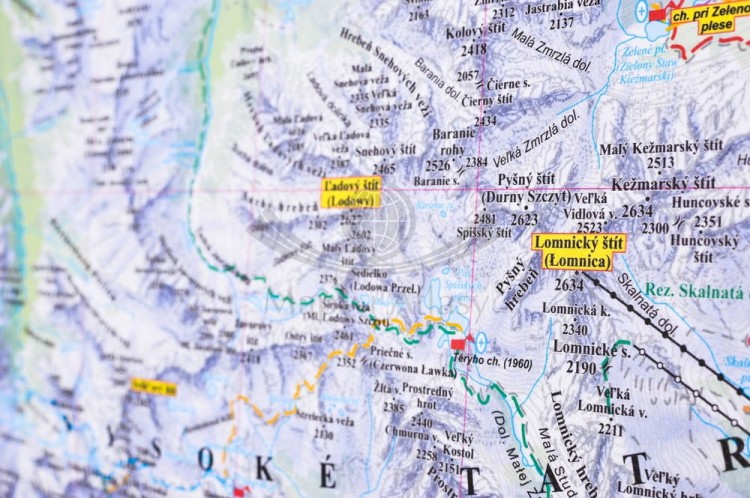 Tatry polskie i słowackie 1:35 000. Naklejka, mapa ścienna turystyczna. Fragment 6