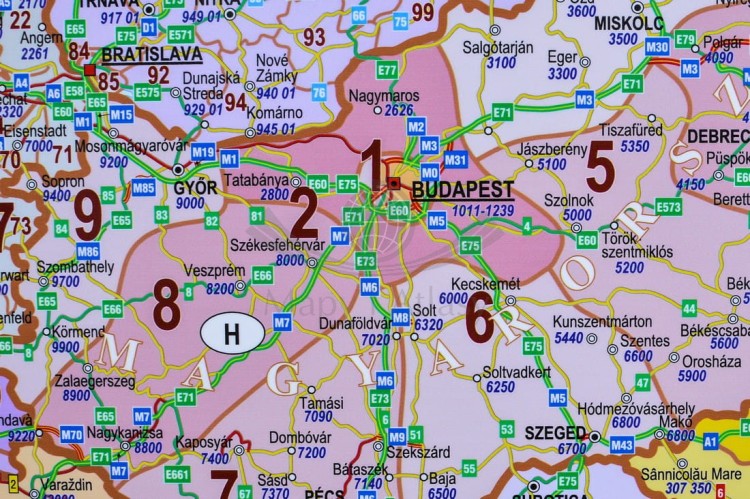 Europa środkowa drogowa z kodami Mapa magnetyczna 1:1 400 000 Piętka fragment 3