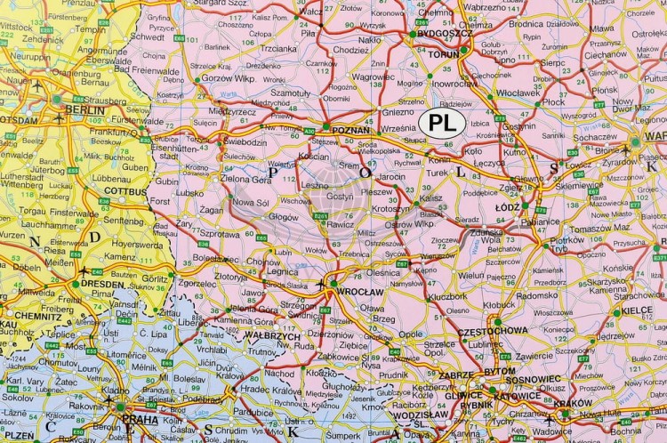 Europa polityczno-drogowa 1:2 600 000 Mapa w ramie Freytag&Berndt fragment 4