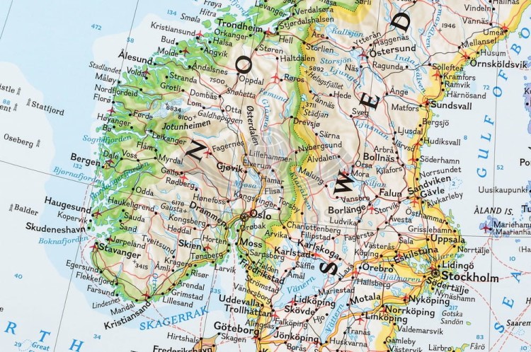 Europa polityczna Classic 1:5 419 000 Mapa magnetyczna National Geographic fragment 5